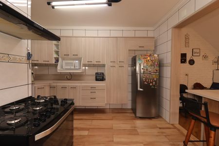 Cozinha de casa para alugar com 4 quartos, 215m² em Jardim Las Vegas, Santo André