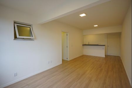 Sala de apartamento à venda com 3 quartos, 88m² em Passo D’areia, Porto Alegre
