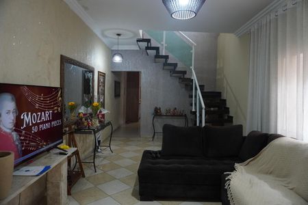 Casa à venda com 4 quartos, 30m² em Vila Simone, São Paulo
