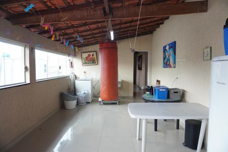 Casa à venda com 4 quartos, 30m² em Vila Simone, São Paulo