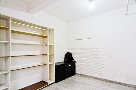 Quarto de casa para alugar com 2 quartos, 42m² em Vila Amalia (zona Norte), São Paulo