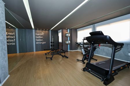 Apartamento para alugar com 65m², 2 quartos e 2 vagasÁrea comum - Academia
