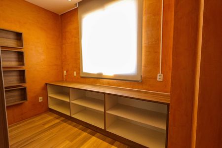 Apartamento para alugar com 65m², 2 quartos e 2 vagasMercadinho