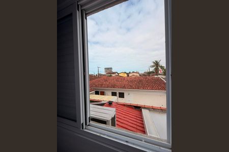 Vista de casa para alugar com 2 quartos, 67m² em Vilamar, Praia Grande