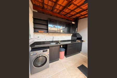Cozinha de casa para alugar com 2 quartos, 67m² em Vilamar, Praia Grande