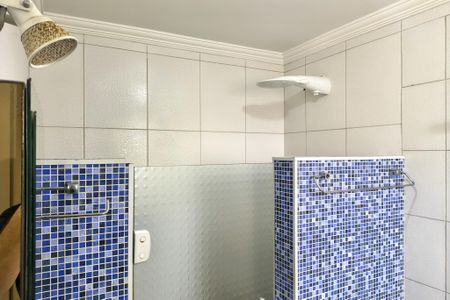 Banheiro de apartamento para alugar com 2 quartos, 97m² em Vila Tupi, Praia Grande