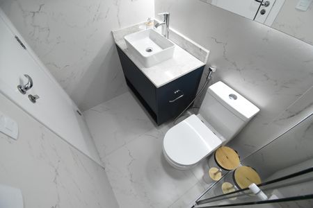Banheiro do Studio de kitnet/studio para alugar com 1 quarto, 33m² em Centro, Curitiba