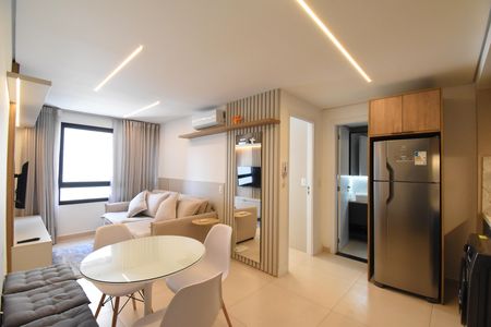 Studio de kitnet/studio para alugar com 1 quarto, 33m² em Centro, Curitiba