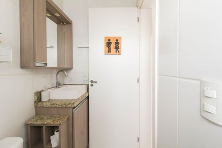 Banheiro de apartamento para alugar com 3 quartos, 65m² em Igara, Canoas
