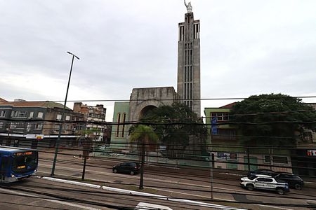 Vista do Quarto 1 de casa à venda com 4 quartos, 137m² em Floresta, Porto Alegre