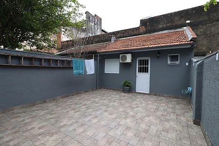 Anexo  de casa à venda com 4 quartos, 137m² em Floresta, Porto Alegre