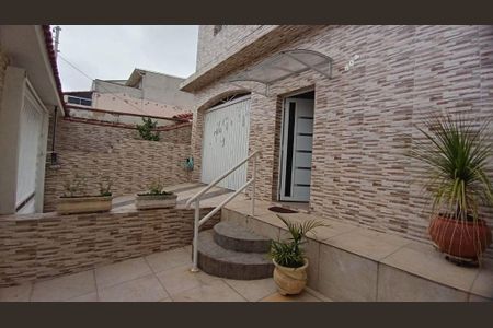 Casa à venda com 8 quartos, 500m² em Vila Galvão, Guarulhos