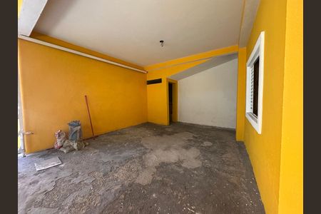 Garagem de casa à venda com 5 quartos, 260m² em Jardim Tupa, Barueri
