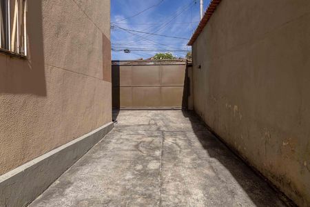 Garagem de apartamento à venda com 3 quartos, 60m² em Santa Amelia, Belo Horizonte