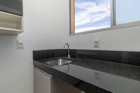 Cozinha e Área de Serviço de apartamento à venda com 3 quartos, 60m² em Santa Amelia, Belo Horizonte