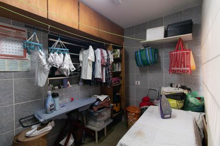 Área de Serviço de casa à venda com 4 quartos, 210m² em Vila Mazzei, São Paulo