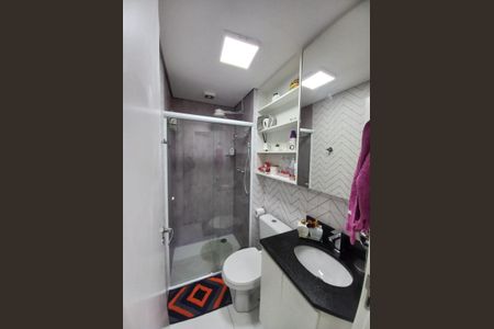 Banheiro de apartamento à venda com 2 quartos, 56m² em Vila Santa Maria, São Paulo