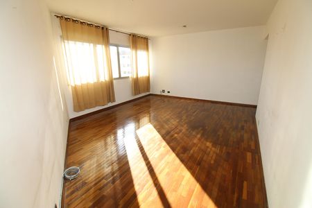 Apartamento para alugar com 90m², 3 quartos e 1 vagaSala