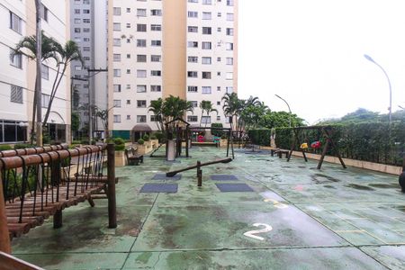 Apartamento à venda com 2 quartos, 50m² em Vila Ivone, São Paulo