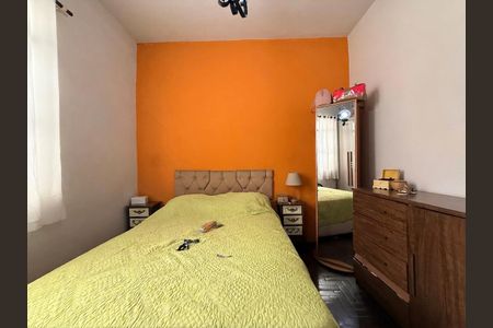 Casa à venda com 5 quartos, 300m² em Carlos Prates, Belo Horizonte