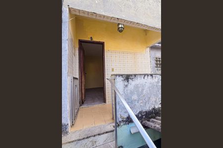 Entrada de casa para alugar com 2 quartos, 75m² em Piedade, Rio de Janeiro
