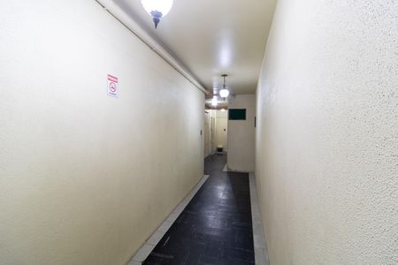 Hall de entrada de apartamento para alugar com 3 quartos, 87m² em Menino Deus, Porto Alegre