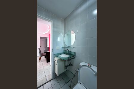 Apartamento para alugar com 53m², 2 quartos e 1 vaga Apartamento para alugar com 53m², 2 quartos e 1 vagaBanheiro
