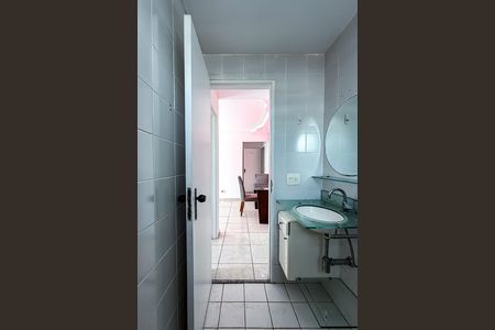 Apartamento para alugar com 53m², 2 quartos e 1 vaga Apartamento para alugar com 53m², 2 quartos e 1 vagaBanheiro