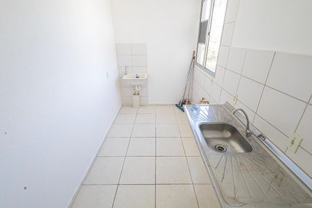 cozinha de apartamento à venda com 2 quartos, 50m² em Trevo, Belo Horizonte