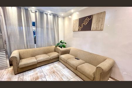Sala de casa à venda com 4 quartos, 171m² em Jardim Presidente Dutra, Guarulhos