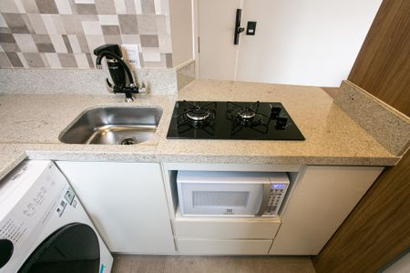 Cozinha de apartamento para alugar com 1 quarto, 26m² em Lapa, São Paulo