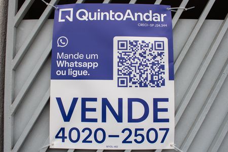 Placa instalada no dia 04/08/2026 com o código: WYDL-462 de casa de condomínio à venda com 3 quartos, 175m² em Vila Elvira, São Paulo