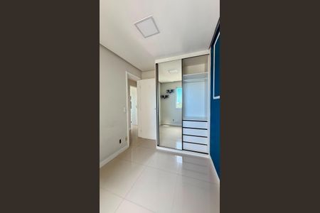 Quarto de apartamento para alugar com 3 quartos, 71m² em Itapuã, Salvador