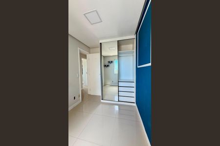 Quarto de apartamento para alugar com 3 quartos, 71m² em Itapuã, Salvador