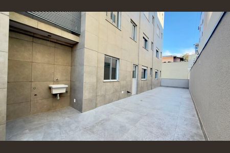 Apartamento à venda com 3 quartos, 229m² em Castelo, Belo Horizonte