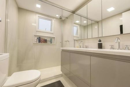 Banheiro de apartamento à venda com 1 quarto, 157m² em Jardim das Perdizes, São Paulo