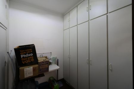 Quarto de Serviço de apartamento à venda com 4 quartos, 226m² em Santo Antônio, São Caetano do Sul