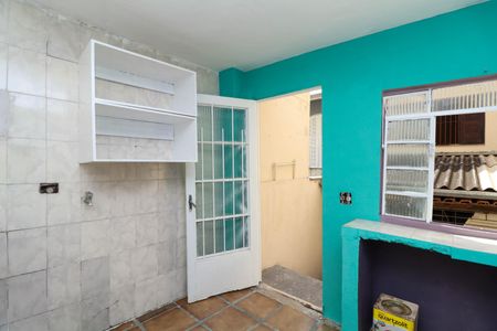 Área de Serviço de casa para alugar com 2 quartos, 95m² em Jardim Santa Rosa, Taboão da Serra