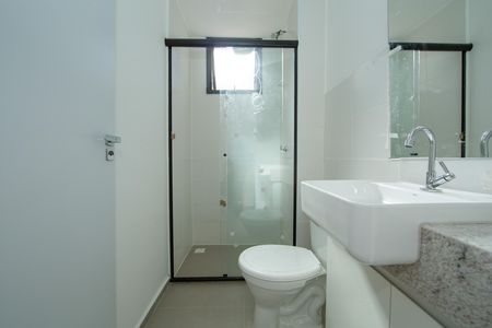 Apartamento para alugar com 51m², 2 quartos e 1 vaga Apartamento para alugar com 51m², 2 quartos e 1 vagaBANHEIRO1