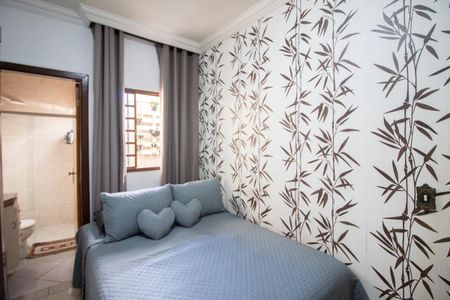 Suíte de casa à venda com 2 quartos, 83m² em Arvoredo, Contagem