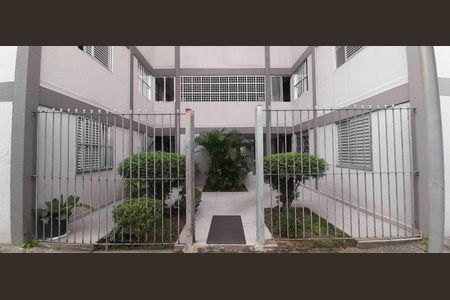 Fachada dos Blocos de apartamento para alugar com 2 quartos, 50m² em Vila dos Remedios, Osasco