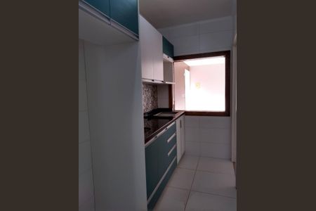 Cozinha de apartamento para alugar com 2 quartos, 53m² em Navegantes, Porto Alegre