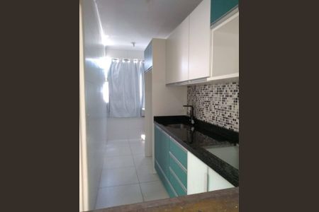 Cozinha de apartamento para alugar com 2 quartos, 53m² em Navegantes, Porto Alegre