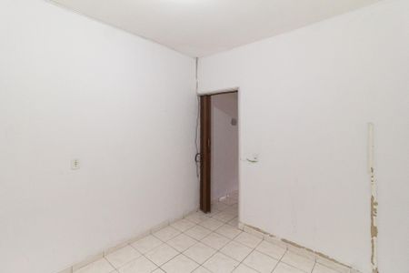 Quarto de casa para alugar com 1 quarto, 50m² em Vila Merces, Carapicuíba