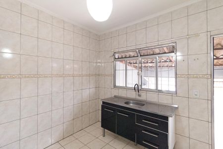Cozinha de casa para alugar com 1 quarto, 50m² em Vila Merces, Carapicuíba