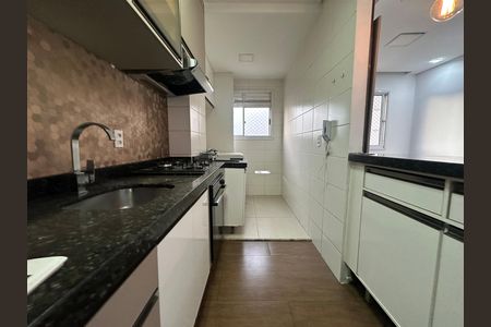 Cozinha de apartamento para alugar com 2 quartos, 53m² em Vila Sao Joao, Barueri