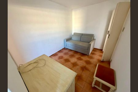 Quarto de casa para alugar com 3 quartos, 160m² em Vila Antonieta, São Paulo
