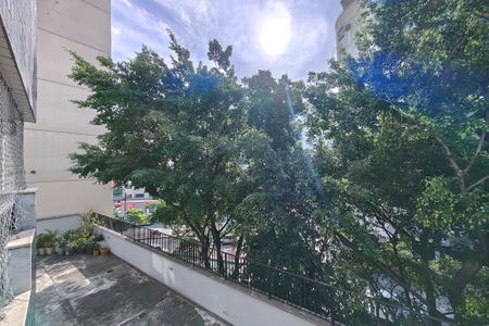 Vista  de apartamento para alugar com 3 quartos, 79m² em Botafogo, Rio de Janeiro