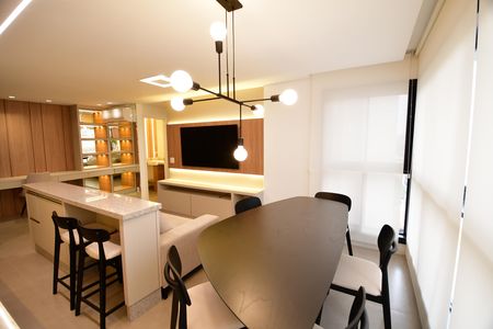 Sala de apartamento para alugar com 2 quartos, 64m² em Nova Campinas, Campinas