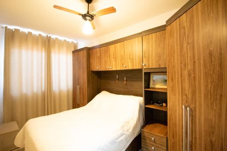 Quarto 1 de casa de condomínio à venda com 2 quartos, 75m² em Nacional, Contagem